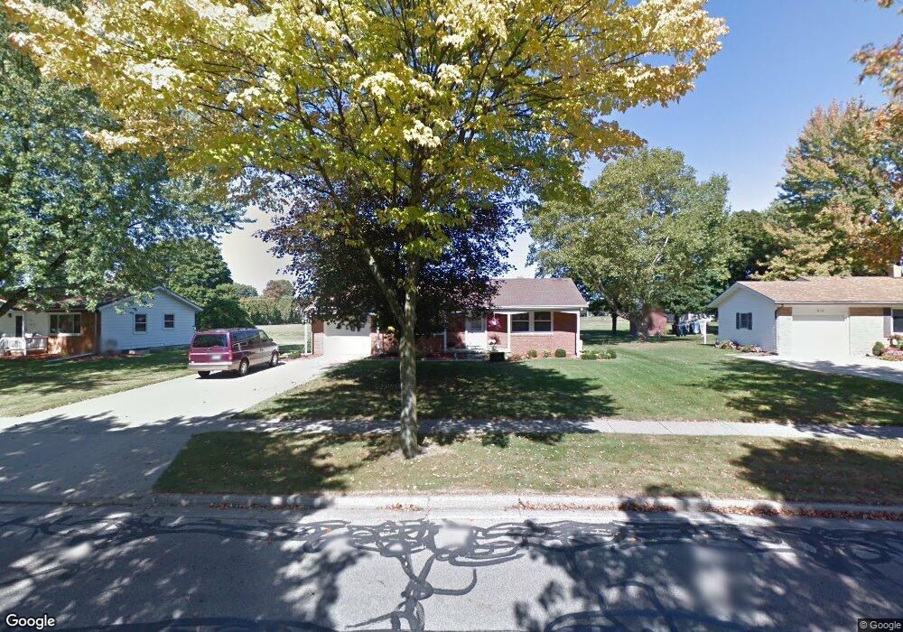 626 W Ardussi St, Frankenmuth, MI 48734 - photo 1