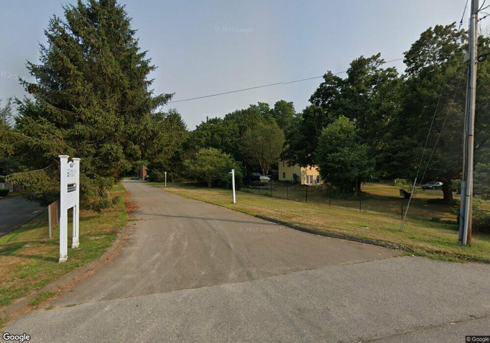 161A Boston Post Rd, Old Lyme, CT 06371 - photo 1