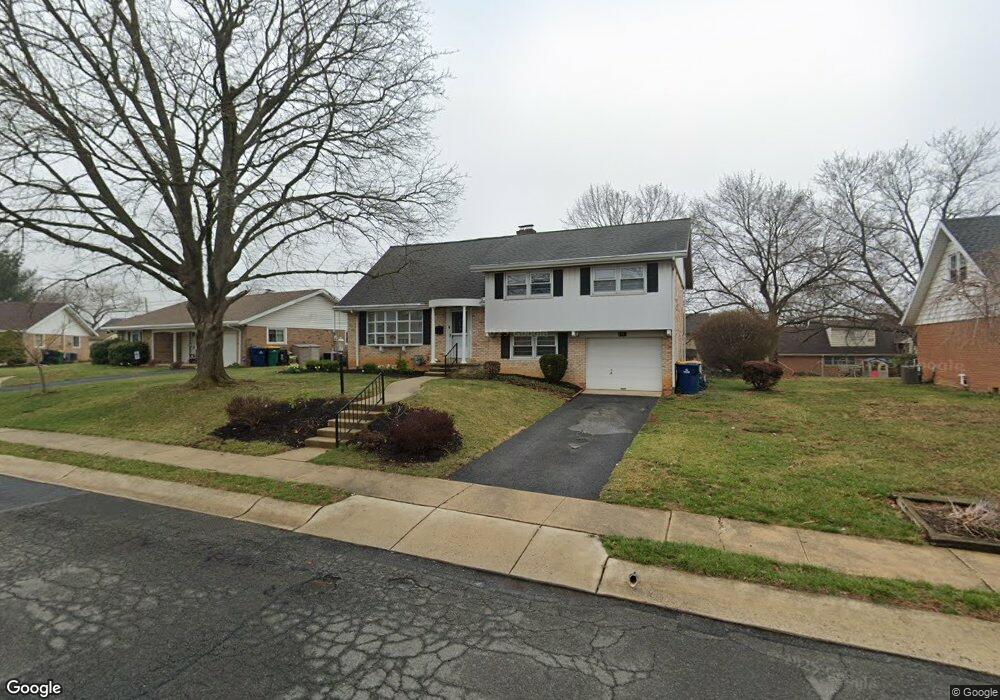 2413 Laurel Rd, Reading, PA 19609 - photo 1