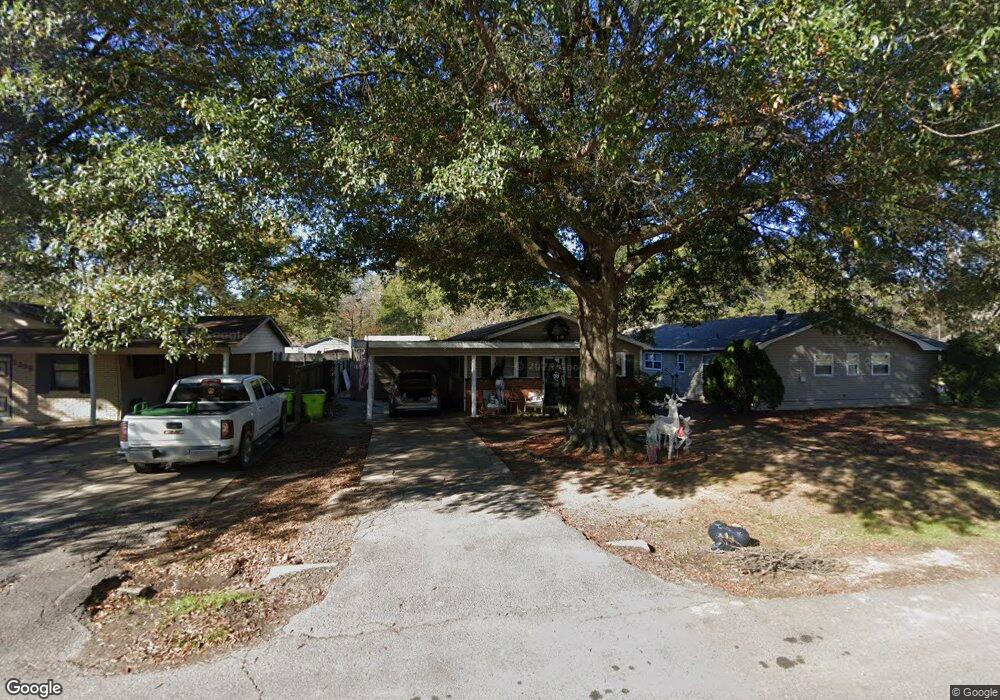 1304 S Vine St, Stuttgart, AR 72160 - photo 1