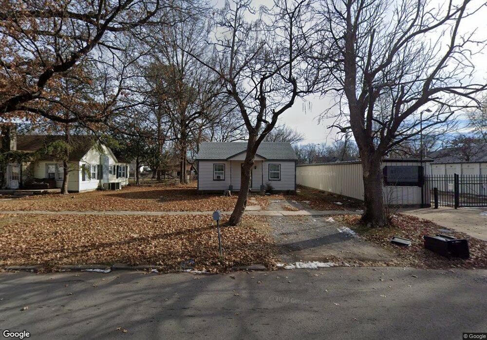 117 N Adair St, Pryor, OK 74361 - photo 1