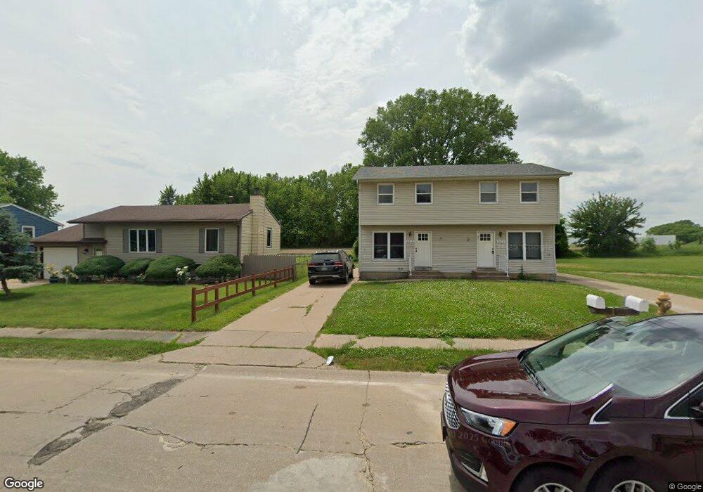 4018 N Elsie Ave, Davenport, IA 52806 - photo 1