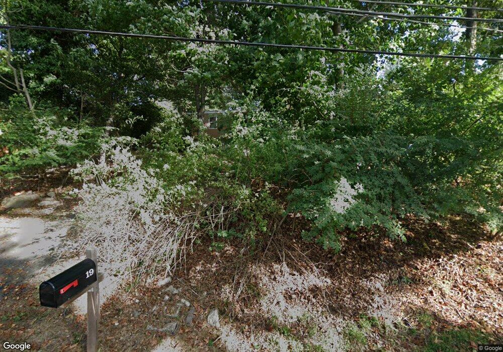 19 Splitrock Rd, Norwalk, CT 06854 - photo 1