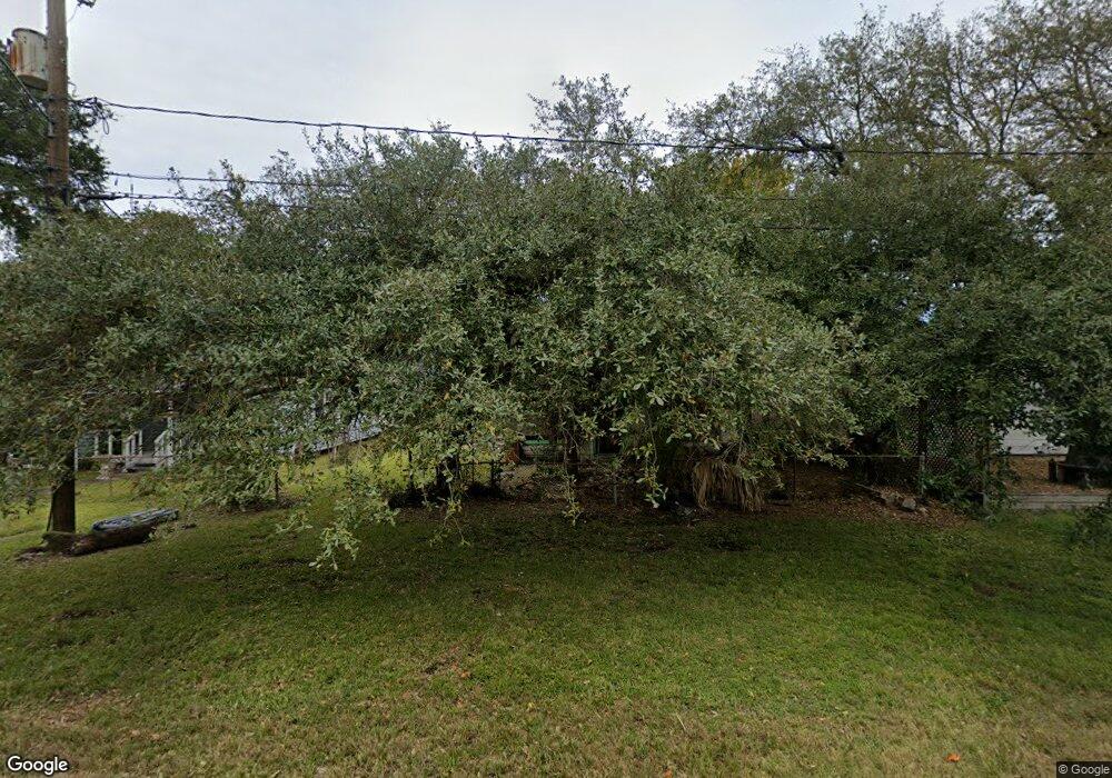 3911 2nd St, Pearland, TX 77581 - photo 1