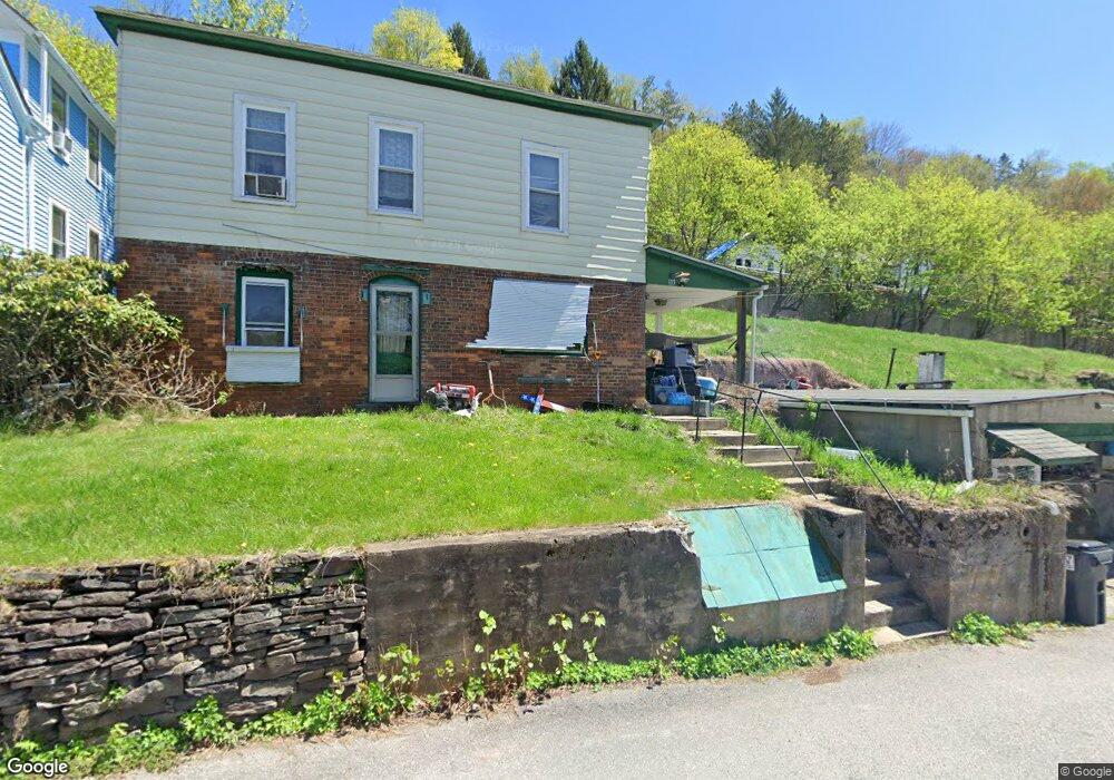 115 Cottage St, Honesdale, PA 18431 - photo 1