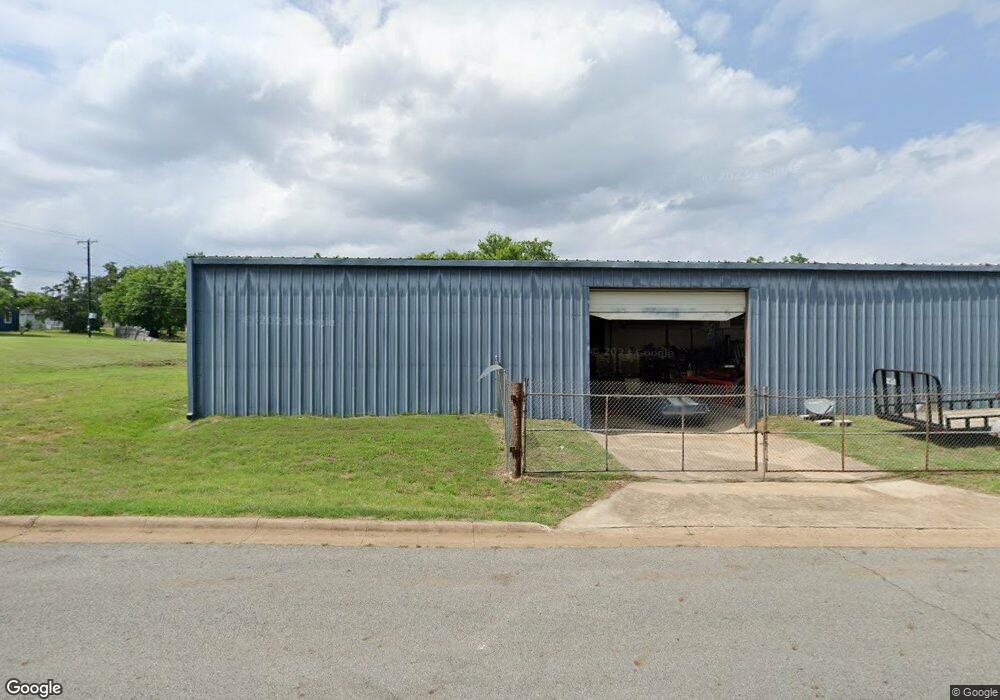 805 W Murray St, Denison, TX 75020 - photo 1