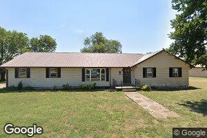 102 6th St, Braman, OK 74632