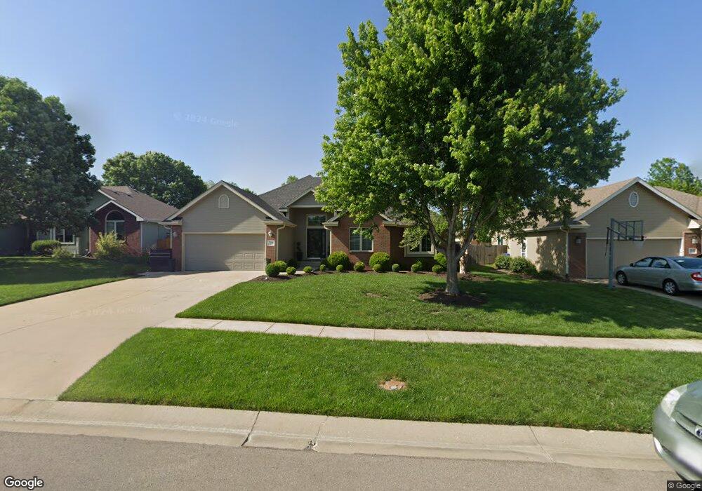 7648 SW Bingham St, Topeka, KS 66614 - photo 1