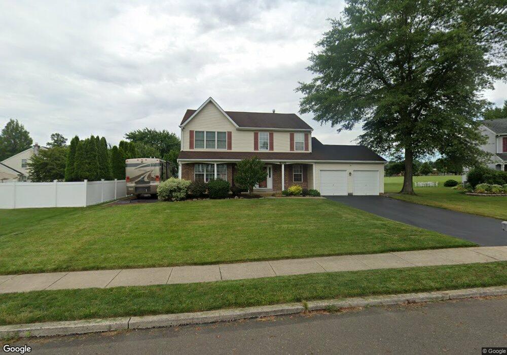 124 Lesha Dr, Morrisville, PA 19067 - photo 1