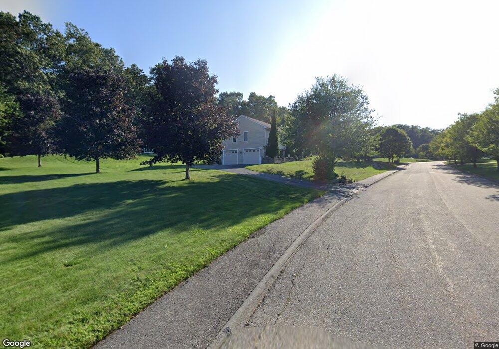 11 Sabina Cir, Rochdale, MA 01542 - photo 1