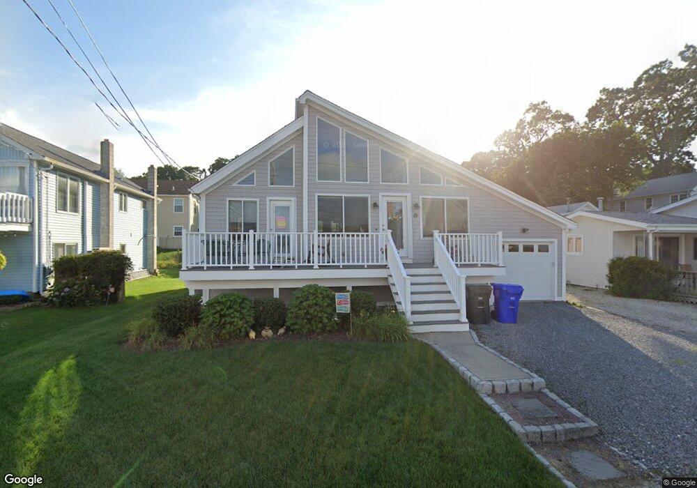 16 Slocum St, Bristol, RI 02809 - photo 1