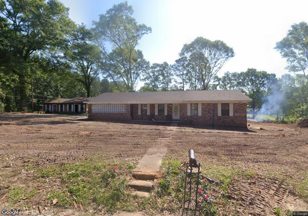 32 Spring Rd, Laurel, MS 39443 - photo 1