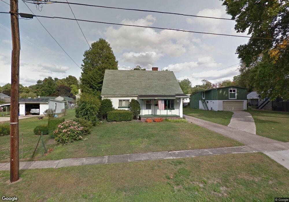 431 Montpelier Ave, Erie, PA 16505 - photo 1