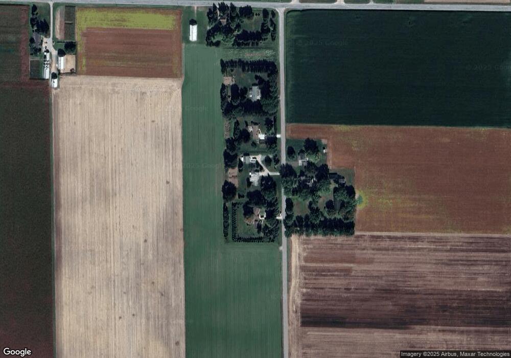 7182 S Block Rd, Frankenmuth, MI 48734 - photo 1