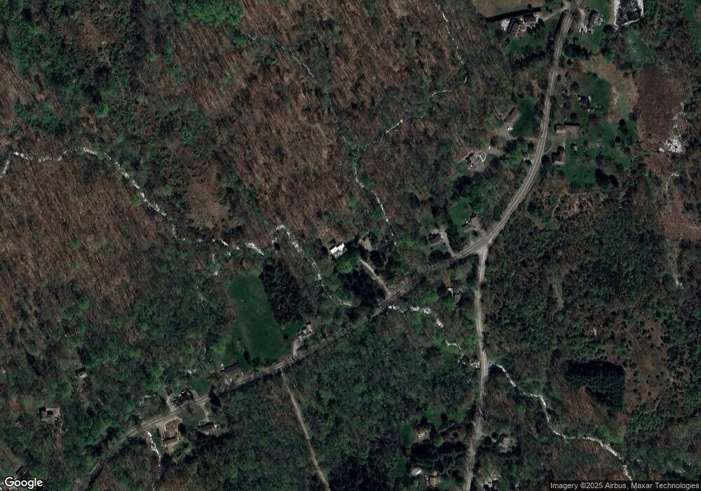 138 Mystic Rd, North Stonington, CT 06359 - photo 1