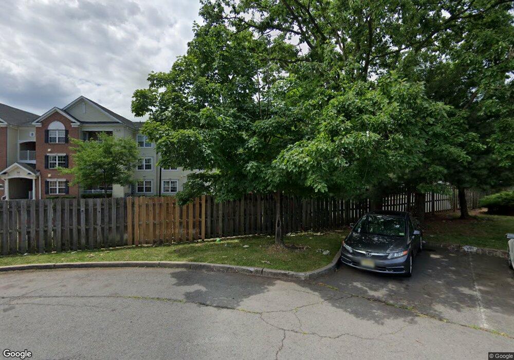 814 Cedar Ct, New Brunswick, NJ 08901 - photo 1