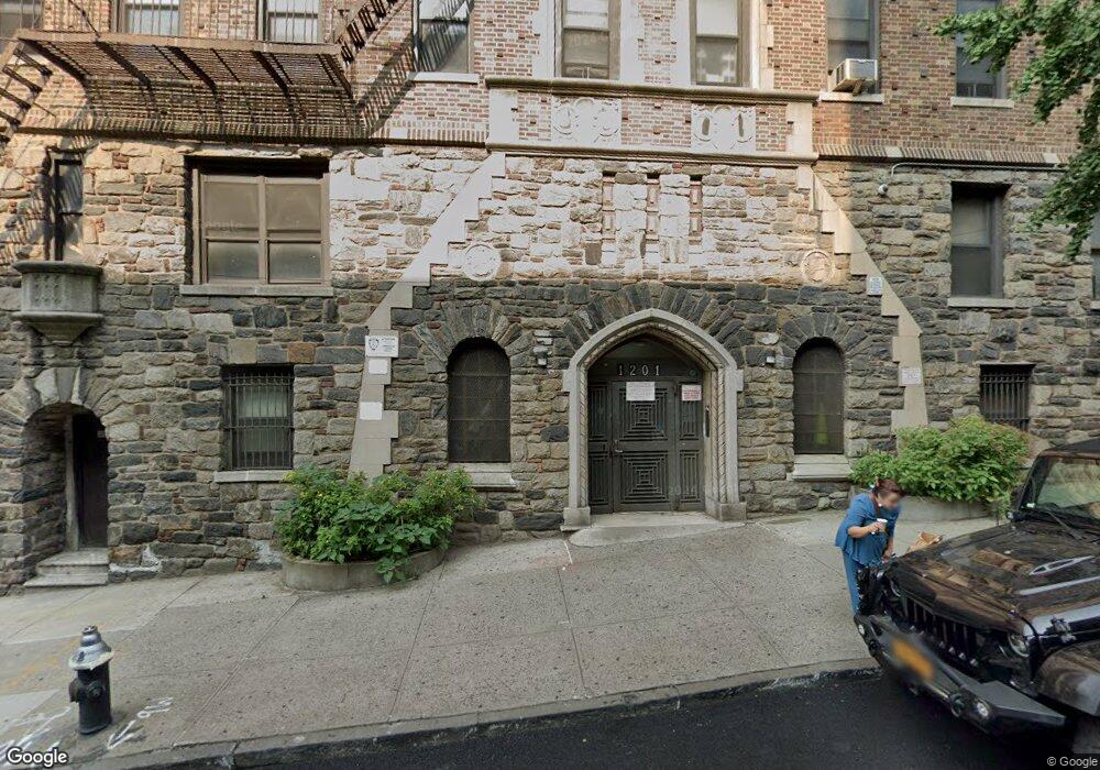 1201 Shakespeare Ave unit 9D, Bronx, NY 10452 - photo 1