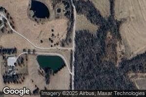 5901 N Drake Ln, Rocheport, MO 65279