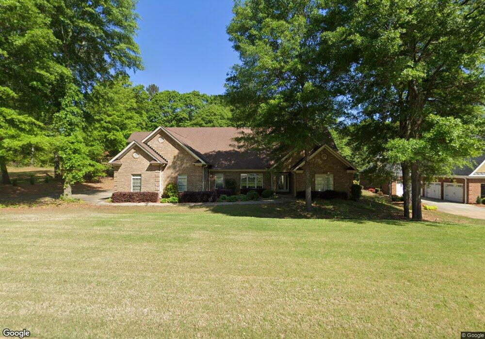 754 Aspen Ln unit 2, Winder, GA 30680 - photo 1