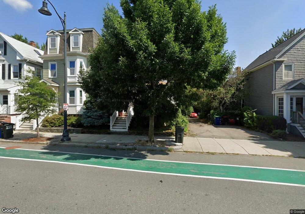 737 Somerville Ave unit Top floor, Somerville, MA 02143 - photo 1