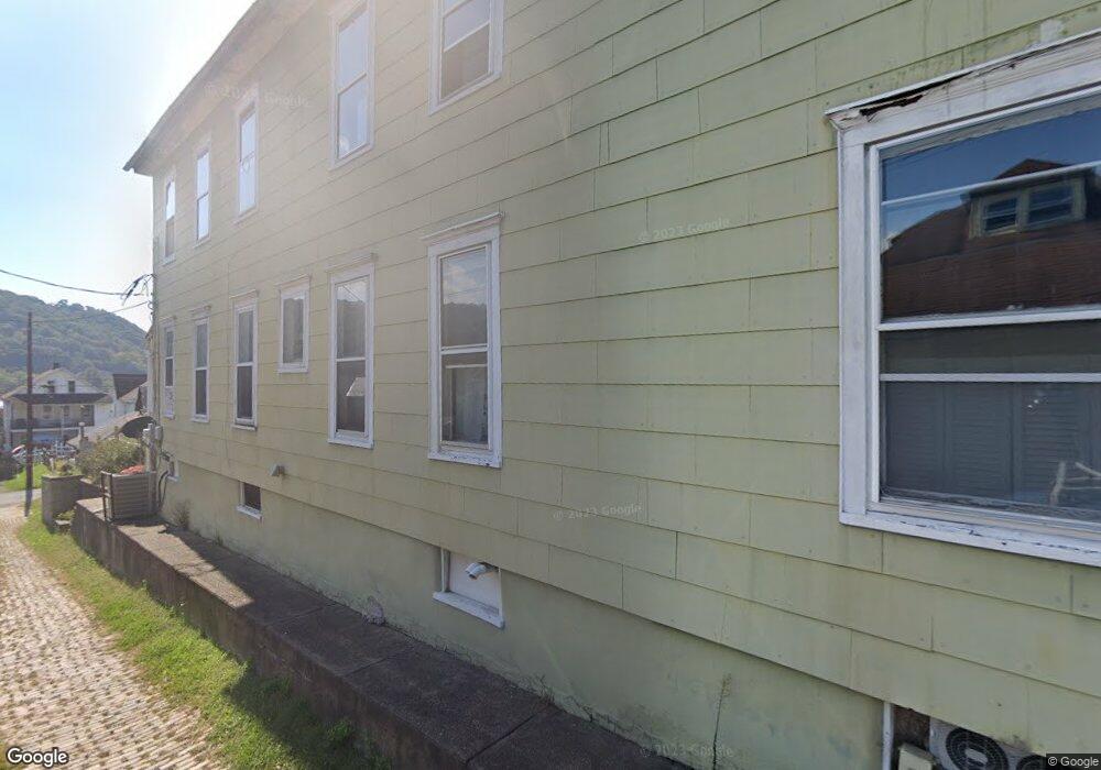 1051 Chestnut St, Sunbury, PA 17801 - photo 1