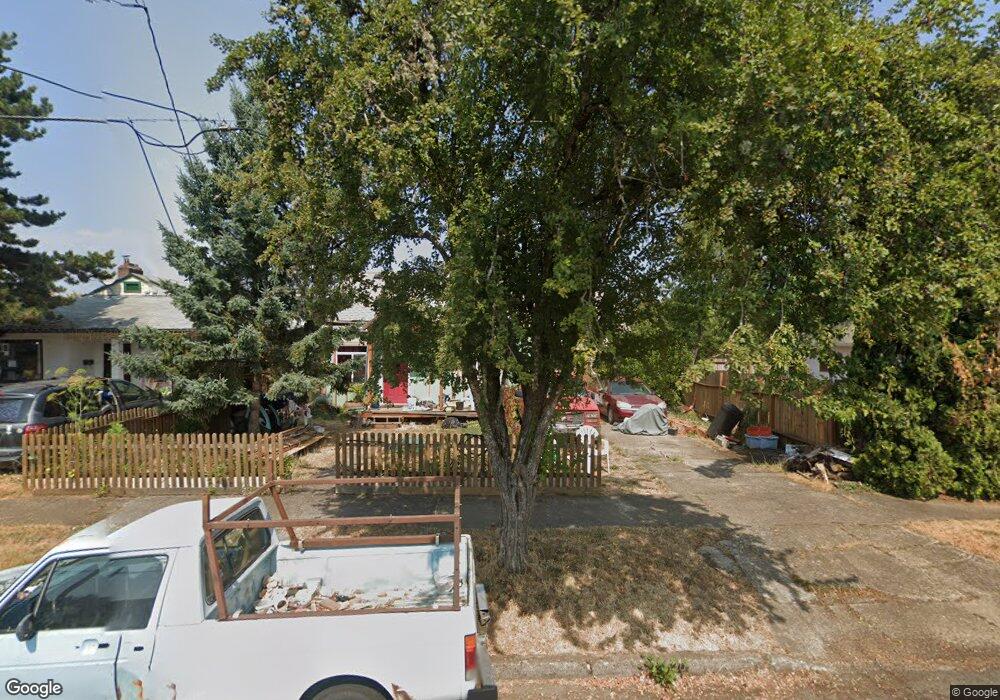 527 NW Yamhill St, Sheridan, OR 97378 - photo 1