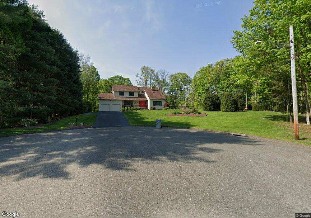 8 Winter Cir, Trumbull, CT 06611 - photo 1