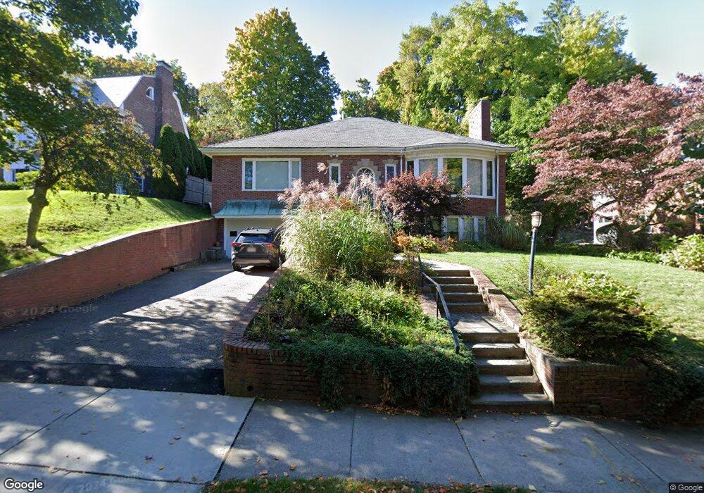 46 Clinton Rd, Brookline, MA 02445 - photo 1