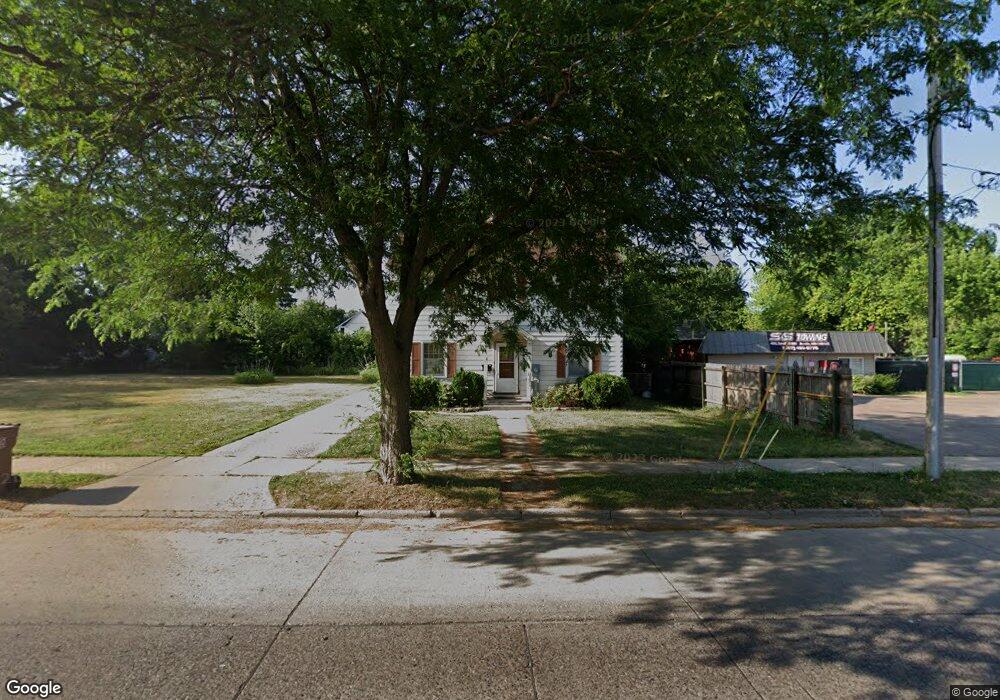 311 1st Ave SW, Austin, MN 55912 - photo 1