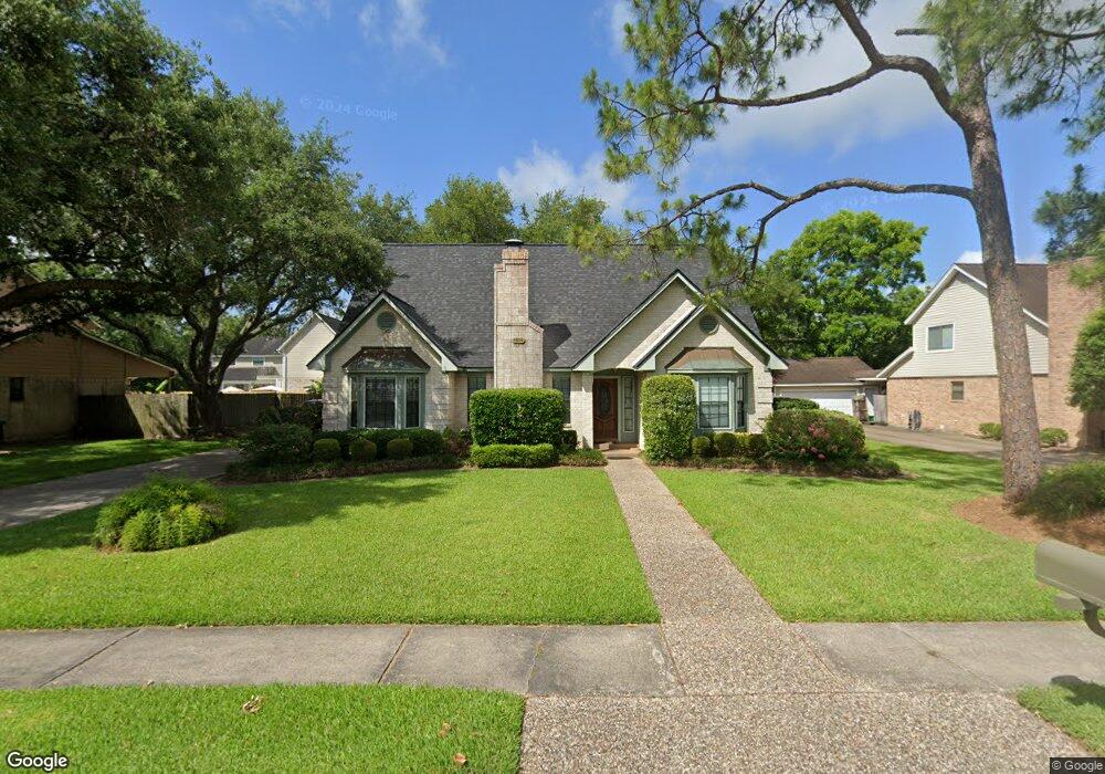 1814 Talon Dr, Friendswood, TX 77546 - photo 1