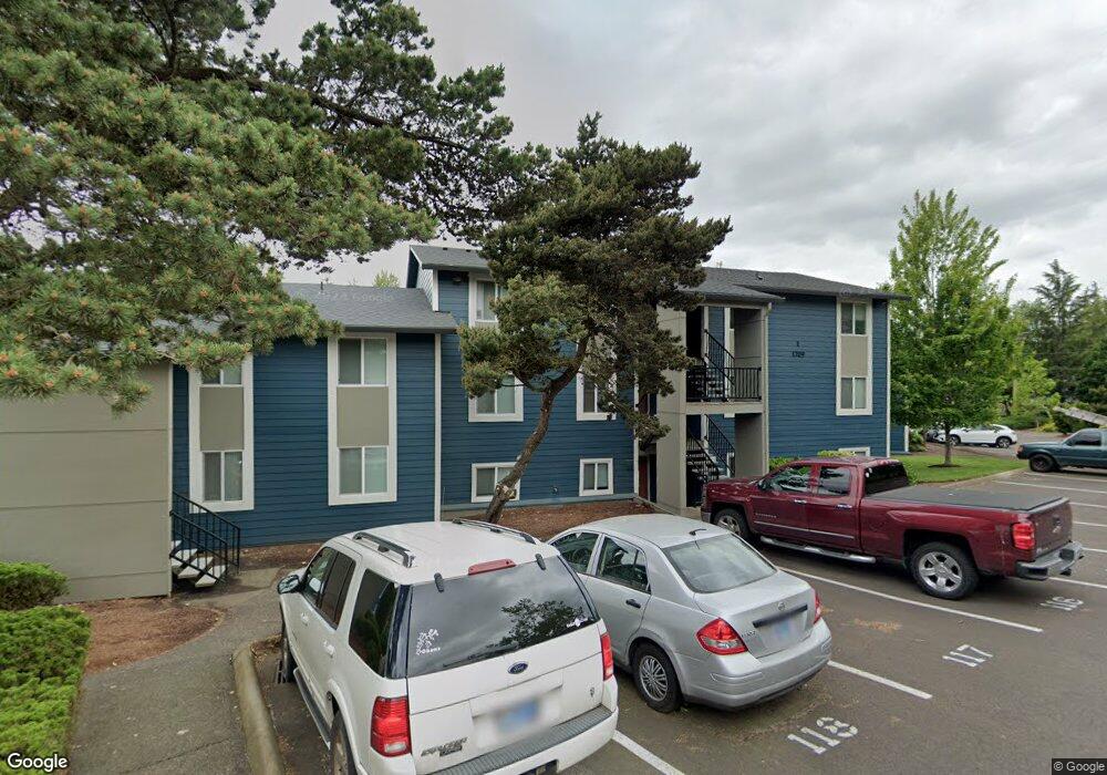 1709 Blankenship Rd, West Linn, OR 97068 - photo 1