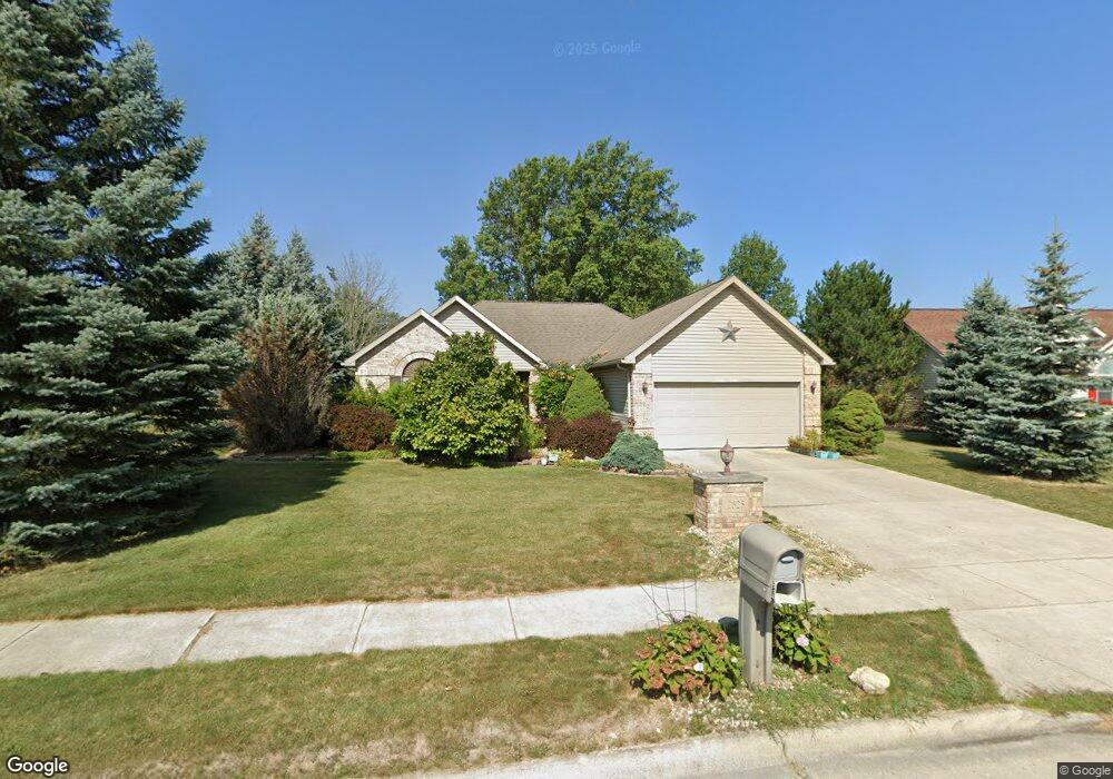 2625 Kenny Lee Dr, Lima, OH 45807 - photo 1