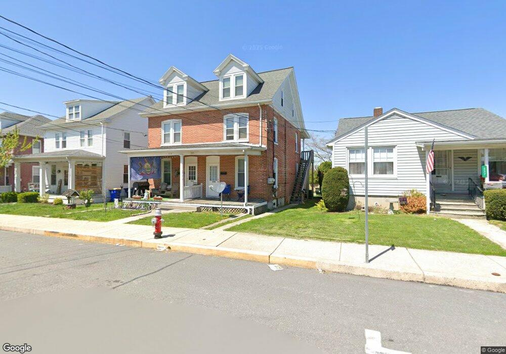 333 E Jackson St, New Holland, PA 17557 - photo 1