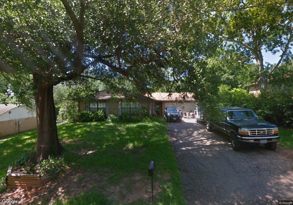 1523 Milam Dr, Tyler, TX 75701 - photo 1