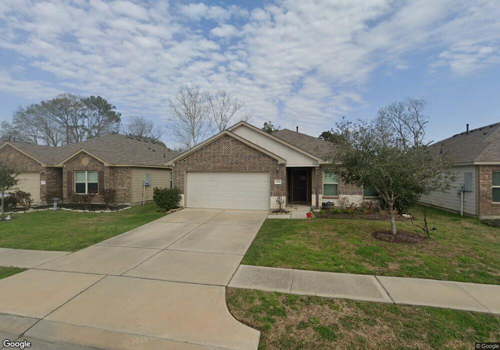 635 E Fairway Lake Dr, Alvin, TX 77511 - photo 1