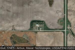 211 8th St NW, McClusky, ND 58463