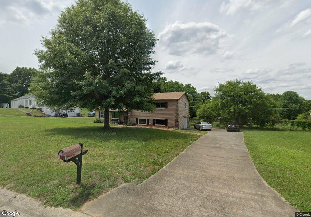 113 Mill Creek Ct unit 2, Woodstock, GA 30188 - photo 1