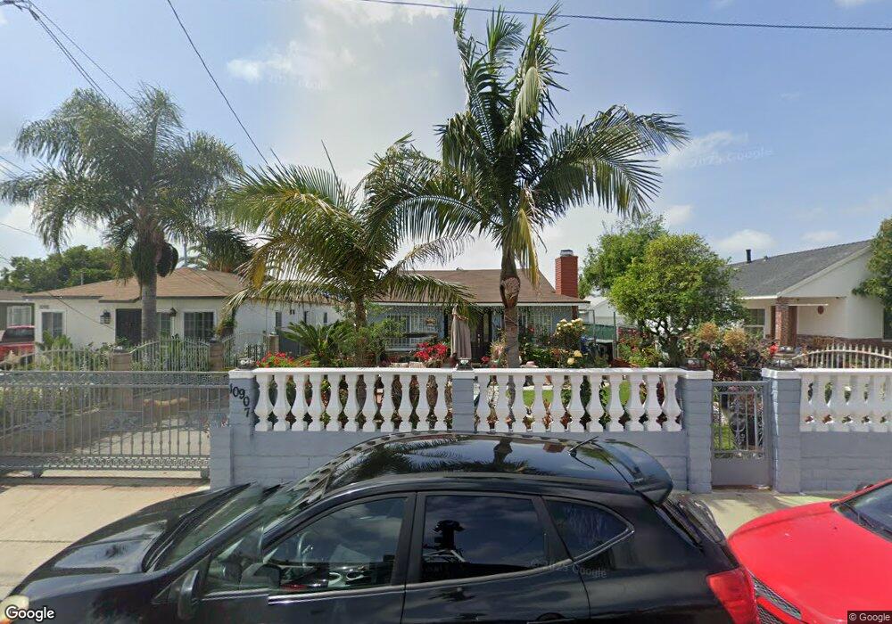 10907 S Osage Ave, Inglewood, CA 90304 - photo 1