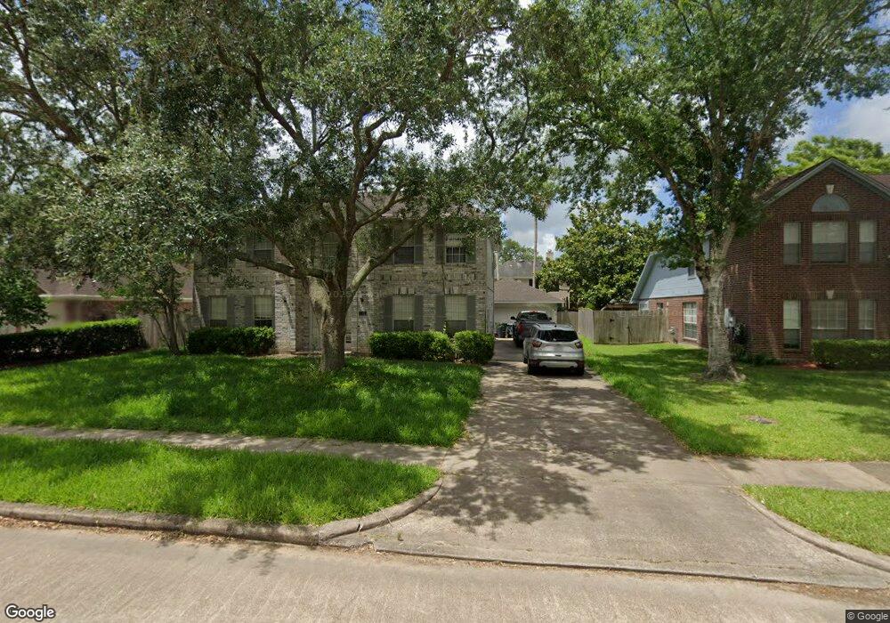 1808 N Mission Cir, Friendswood, TX 77546 - photo 1