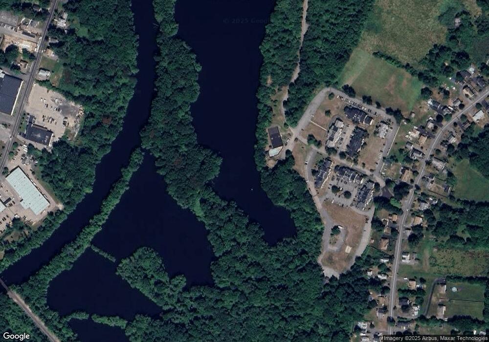 112 Carriage Ln unit 112, Taunton, MA 02780 - photo 1