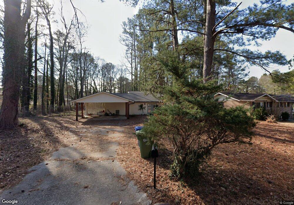 3910 Wildwood Lake Dr SW, Atlanta, GA 30331 - photo 1