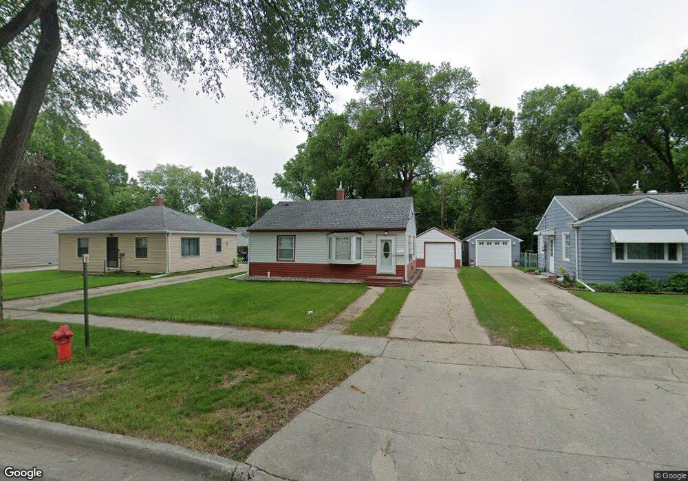1621 4th St N, Fargo, ND 58102 - photo 1