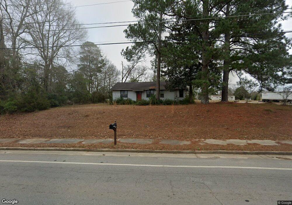 208 N Railroad Ave, Mount Vernon, GA 30445 - photo 1