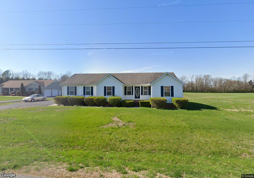 413 Meadowlark Dr, Shelbyville, TN 37160 - photo 1