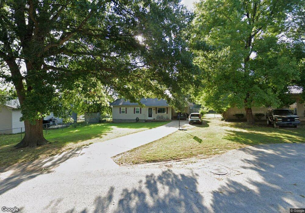 1917 Mcelroy Dr, Harrison, AR 72601 - photo 1