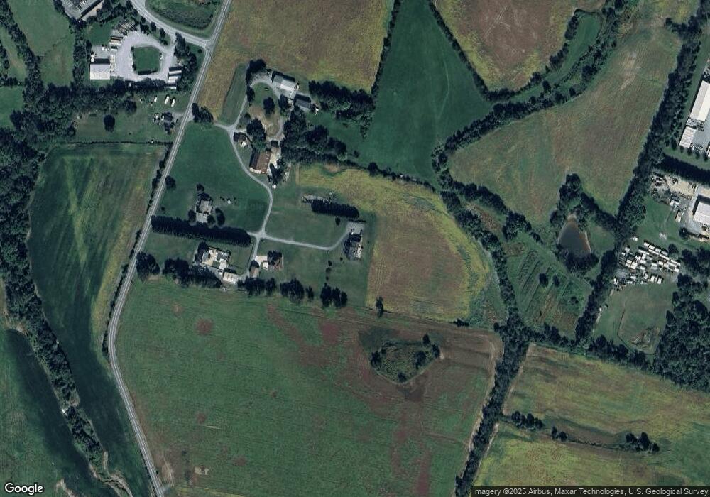 3917 Cap Stine Rd, Frederick, MD 21703 - photo 1