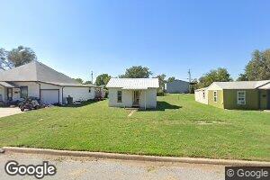 312 S 4th Ave, Fairview, OK 73737