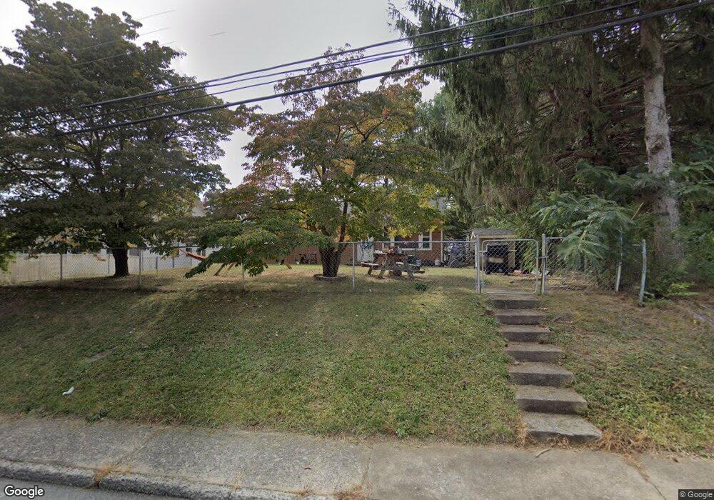 1524 Lyndhurst Rd, Waynesboro, VA 22980 - photo 1