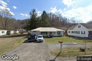 2127 Tams Hwy, Sophia, WV 25921