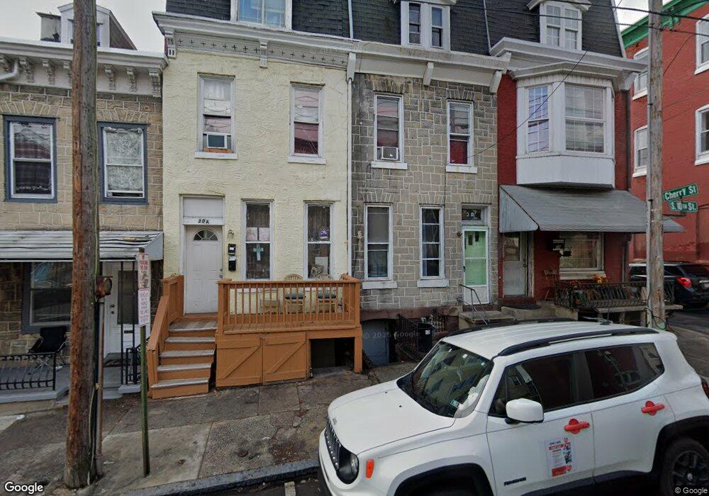 28 S 10th St, Reading, PA 19602 - photo 1